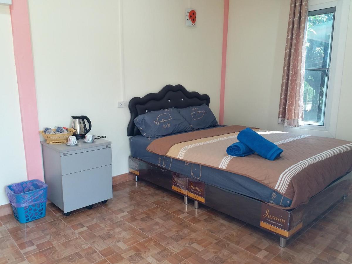 Baan Hin Sai Suay Ξενοδοχείο Nong Sarai Εξωτερικό φωτογραφία